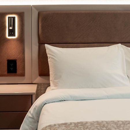 Amari Living Suites บาร์รังกีญา ภายนอก รูปภาพ