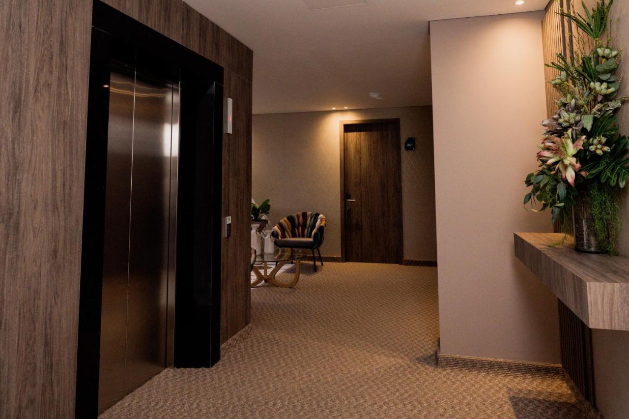 Amari Living Suites บาร์รังกีญา ภายนอก รูปภาพ