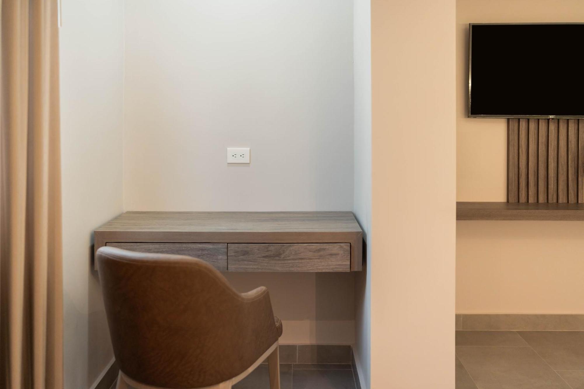 Amari Living Suites บาร์รังกีญา ภายนอก รูปภาพ