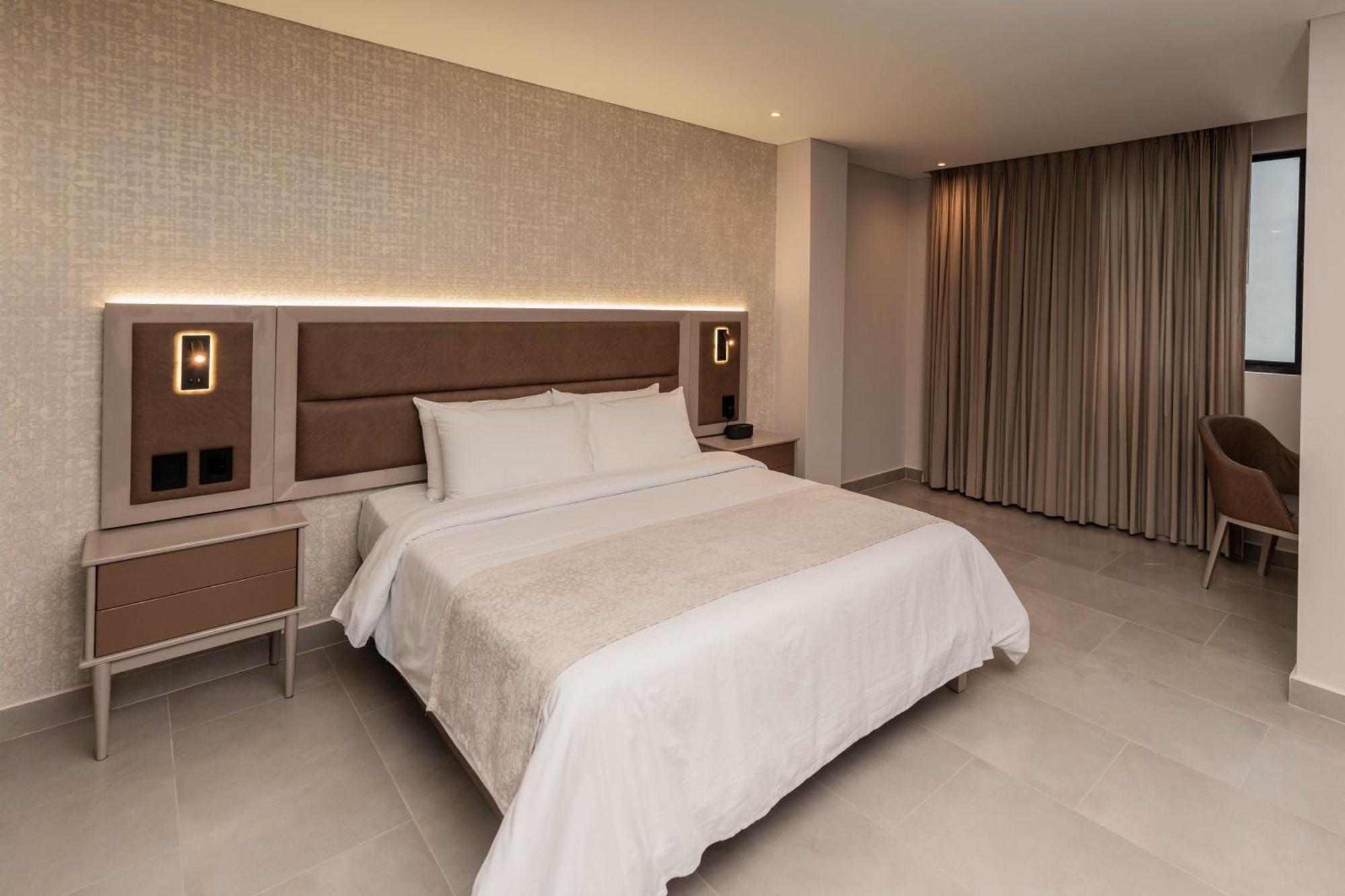 Amari Living Suites บาร์รังกีญา ภายนอก รูปภาพ